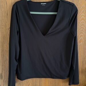 Old Navy Women's Classic Black Long Sleeve V-Neck Top